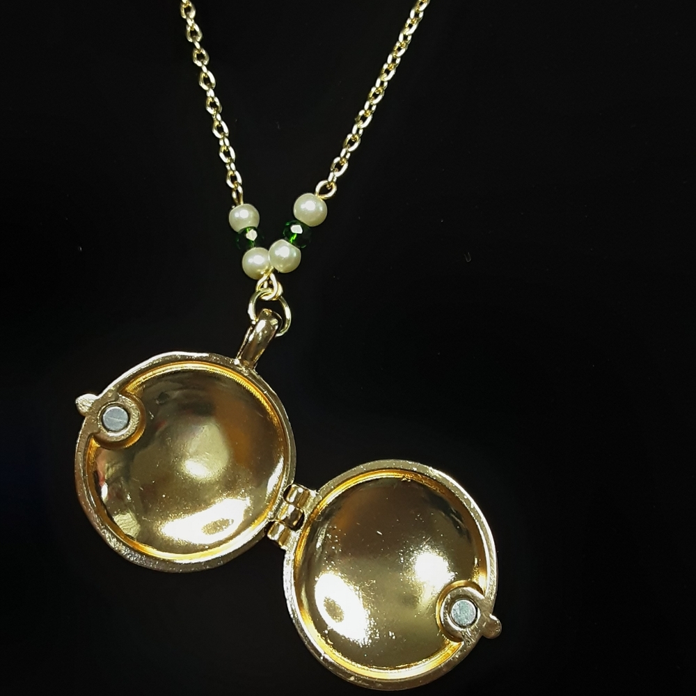 Handmade Locket Necklace Vintage Style Rhinestones 21" Long Chain - Picture 4 of 7